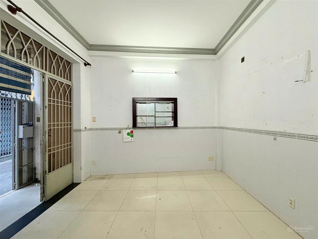Khu sang giá tốt! lê văn sỹ  2 tầng chỉ 6,3 tỷ sổ hồng giao ngay  mr trung 0971 291 ***
