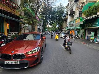 Bán gấp trong tháng mặt phố mai hắc đế, sổ 66m2 x 3t, tầng 2 đua 70m2 chào 32 tỷ có thương lượng