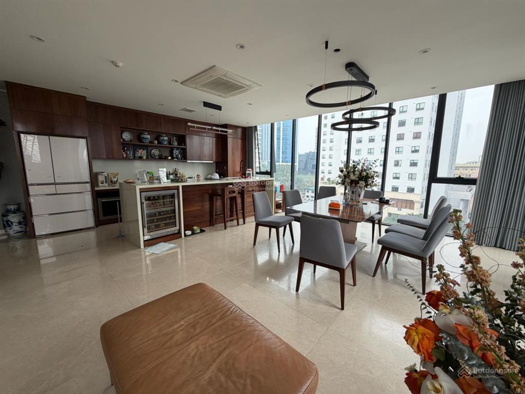 Bán nhanh mặt phố liễu giai, ba đình  110m2 x 9t mới, mt khủng 11m dt hơn 2 tỷ/năm