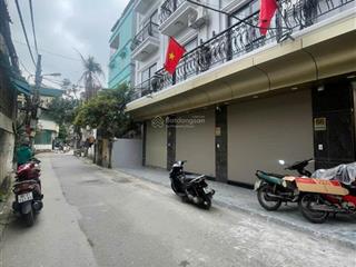 Nhà đẹp phố tân mai, 160m2 x 5t mt 5m oto tránh, ngõ thông gần hồ 24.5 tỷ