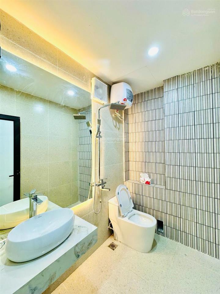 Chính chủ bán nhà lê thanh nghị, hbt, lô góc, ngõ thông rộng, 40m2 x 6t thang máy giá 10,5 tỷ ctl