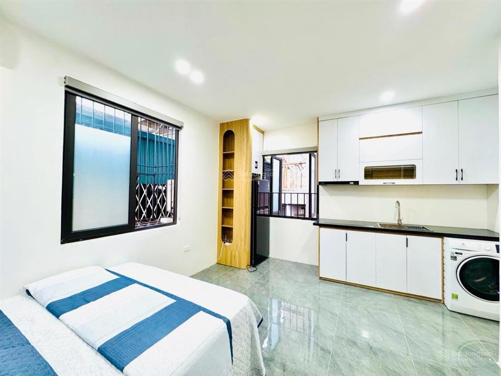 Chính chủ bán nhà lê thanh nghị, hbt, lô góc, ngõ thông rộng, 40m2 x 6t thang máy giá 10,5 tỷ ctl