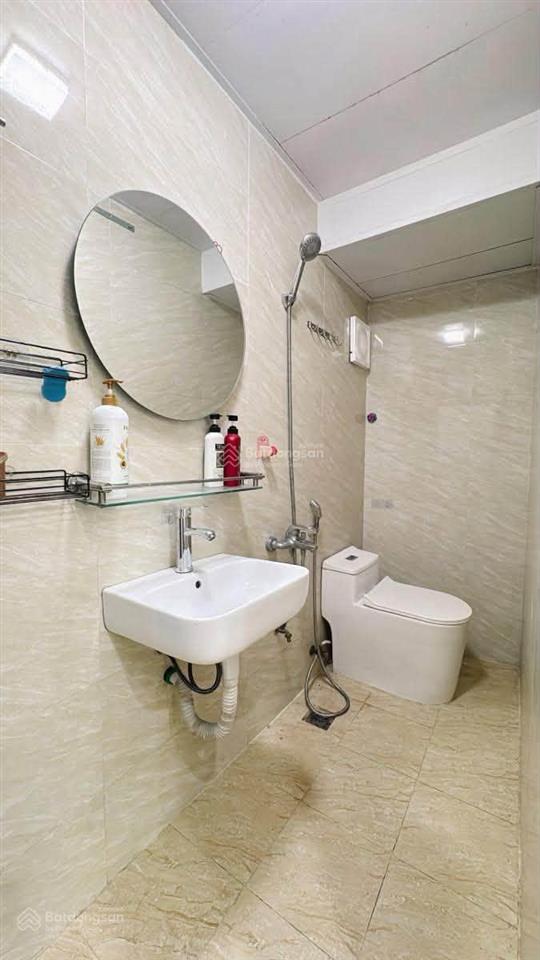 Bán nhà tôn đức thắng, 4 tỷ, 29 m2, 3pn, 3wc, ngõ rộng, sổ đỏ chính chủ