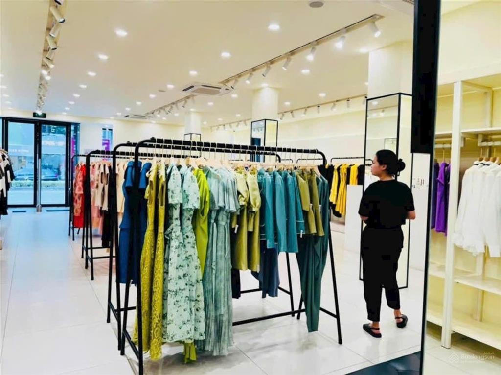 Mặt phố đặng văn ngữ  gần hồ đắc di, xã đàn. 45m2 x 6t kinh doanh đỉnh  3x tỷ