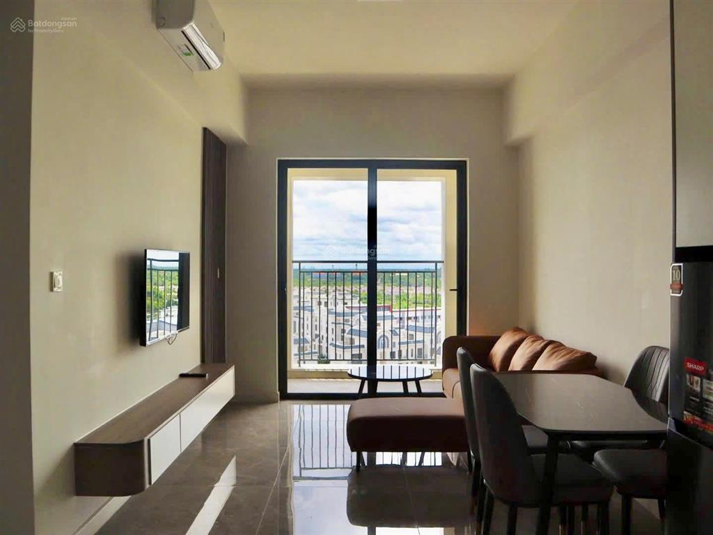 Căn hộ 2pn 65m2 full nội thất tầng cao giá chỉ 3.1 tỷ tầng cao.  0906 724 ***