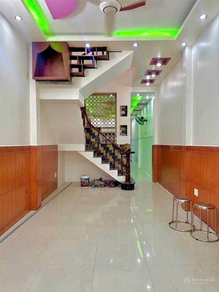 Bán nhà riêng tại chợ, liên khu 56, bình hưng hòa b, 5,8 tỷ, 65,8 m2, hàng hiếm!