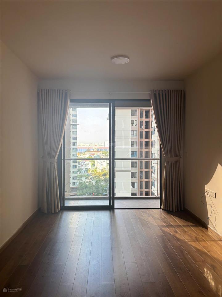 Chủ nhà cho thuê căn 63m2 (2pn1wc) view nội khu hồ bơi giá chỉ 10tr/ tháng