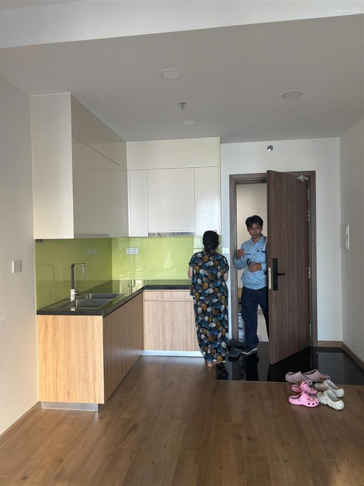 Chủ nhà cho thuê căn 63m2 (2pn1wc) view nội khu hồ bơi giá chỉ 10tr/ tháng