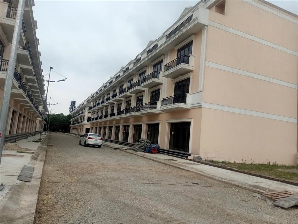 Chỉ nhỉnh 5 tỷ sở hữu nhà liền kề gần 3 kcn lớn tiềm năng tăng giá gấp 1.5 lần