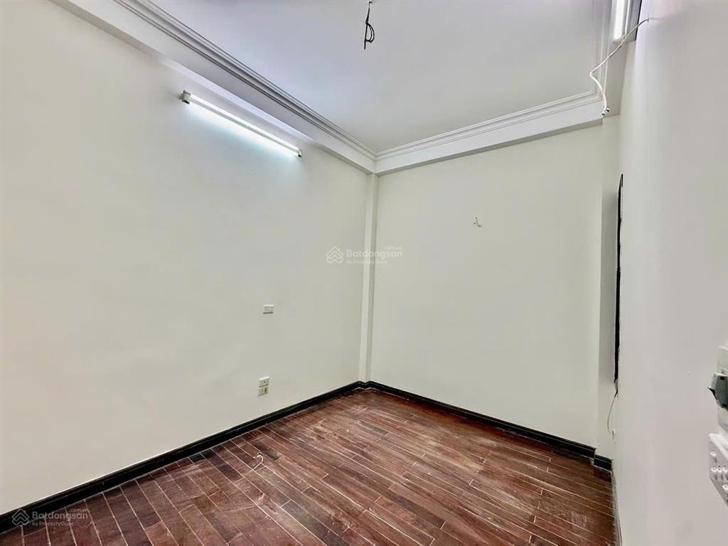 Cho thuê nhà riêng 4 tầng tại ngõ 152 võ chí công, tây hồ sơn mới toàn bộ chỉ 20tr/th