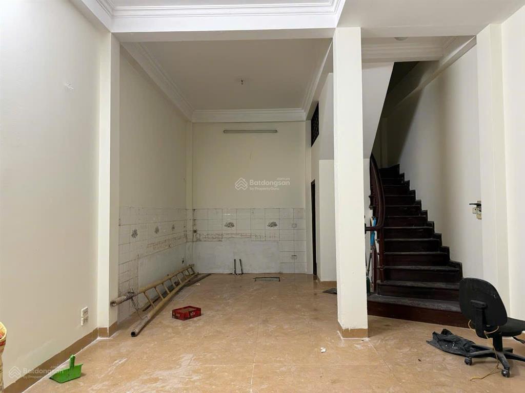 Cho thuê nhà riêng 4 tầng tại ngõ 152 võ chí công, tây hồ sơn mới toàn bộ chỉ 20tr/th