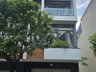 Cần bán nhà mặt tiền trong khu quảng trường xanh  green square (big c dĩ an)