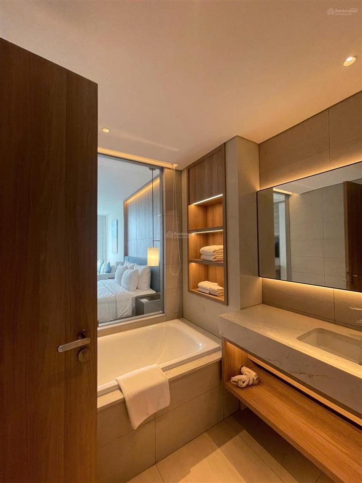 Bán nhanh căn hộ mặt biển, a la carte hạ long, đầu tư dòng tiền, cam kết thuê lại. giá chỉ 3 tỷ