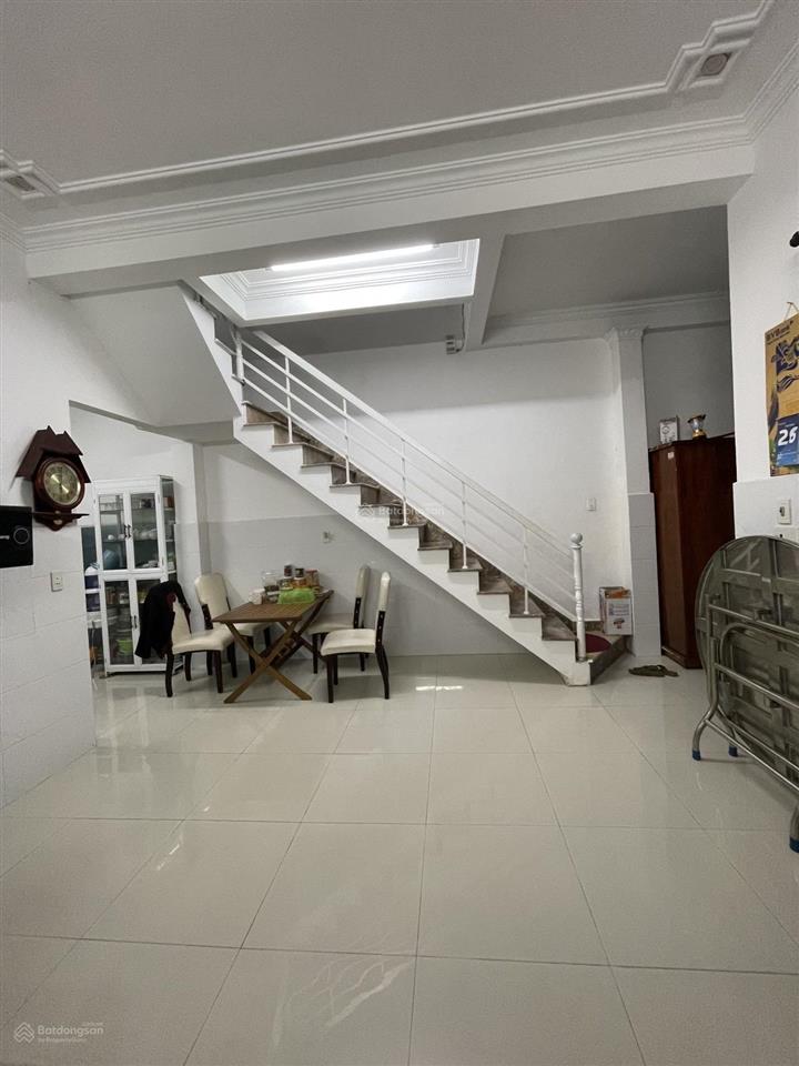 Nhà đẹp kiên cố 2 tầng gần biển k3m trương định sơn trà đà nẵng