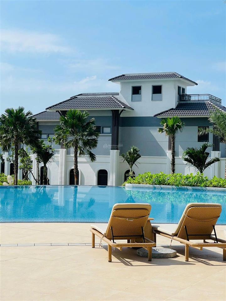 Cần bán căn bt sẵn nội thất, vị trí đẹp, trung tâm, anh chị  0338 179 *** để nhận tt chi tiết