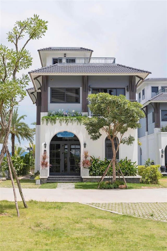 Biệt thự biển full giá chỉ 6 tỷ, sẵn sàng sang tên và đưa vào khai thác