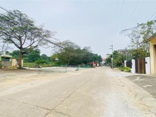 Hàng chính chủ cần bán gấp 150m giá rẻ hơn 2 giá, vị trí trung tâm công nghệ cao láng hòa lạc