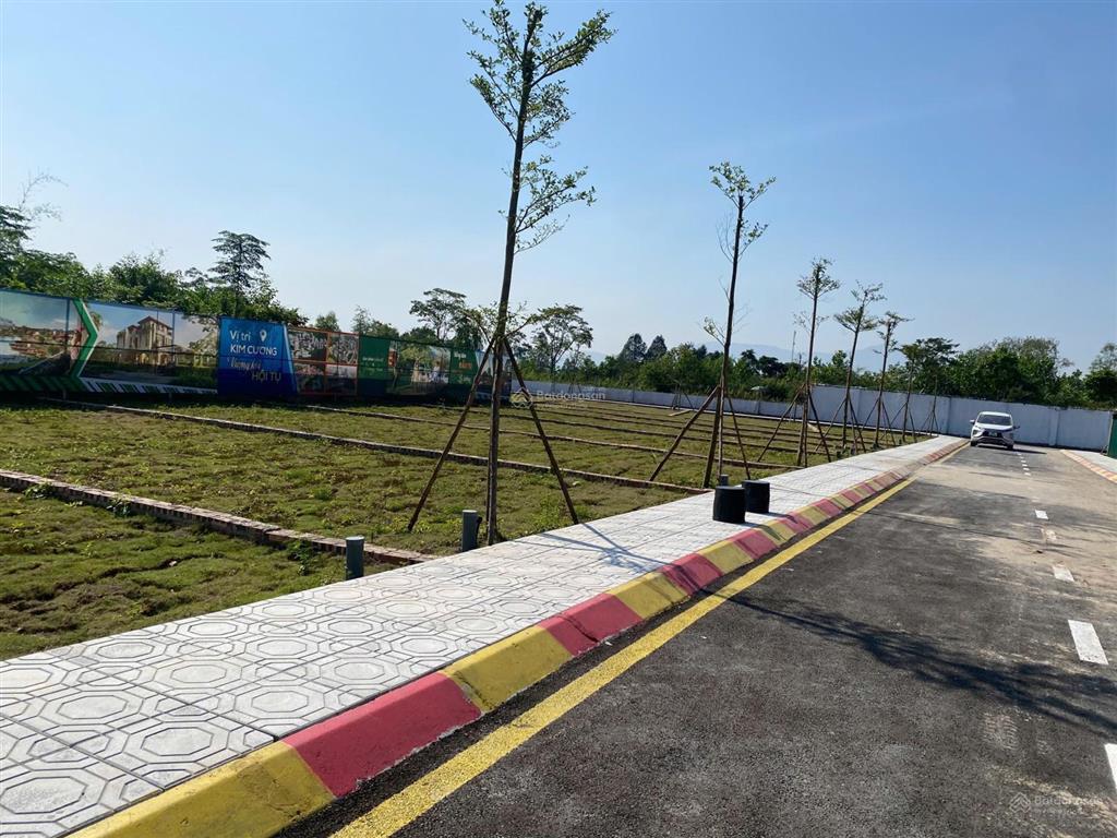 Tc hơn 3 tỷ có ngay lô đất nằm trong quần thể đại học quốc gia, sẵn sổ, vị trí kinh doanh