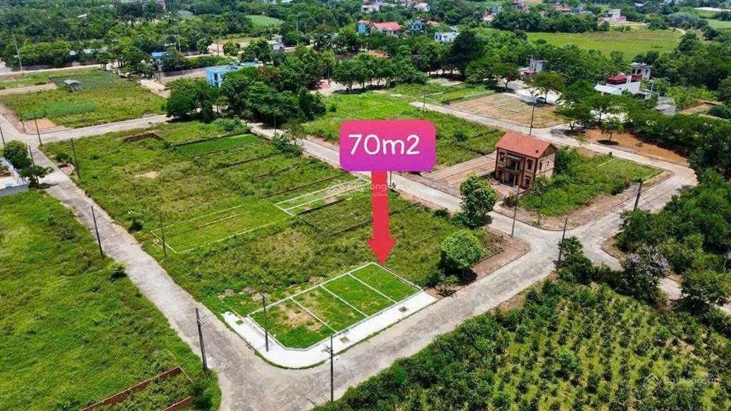 Duy nhất lô đất tái định cư giá hơn 3 tỷ, sẵn sổ cc, vị trí kinh doanh siêu cắt lỗ bán nhanh