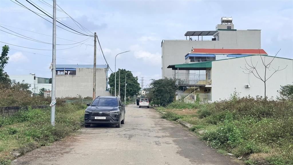Chủ ngộp bank 120m tái định cư bình yên cần bán gấp, vị trí đẹp kinh doanh, giá cắt lỗ siêu đẹp