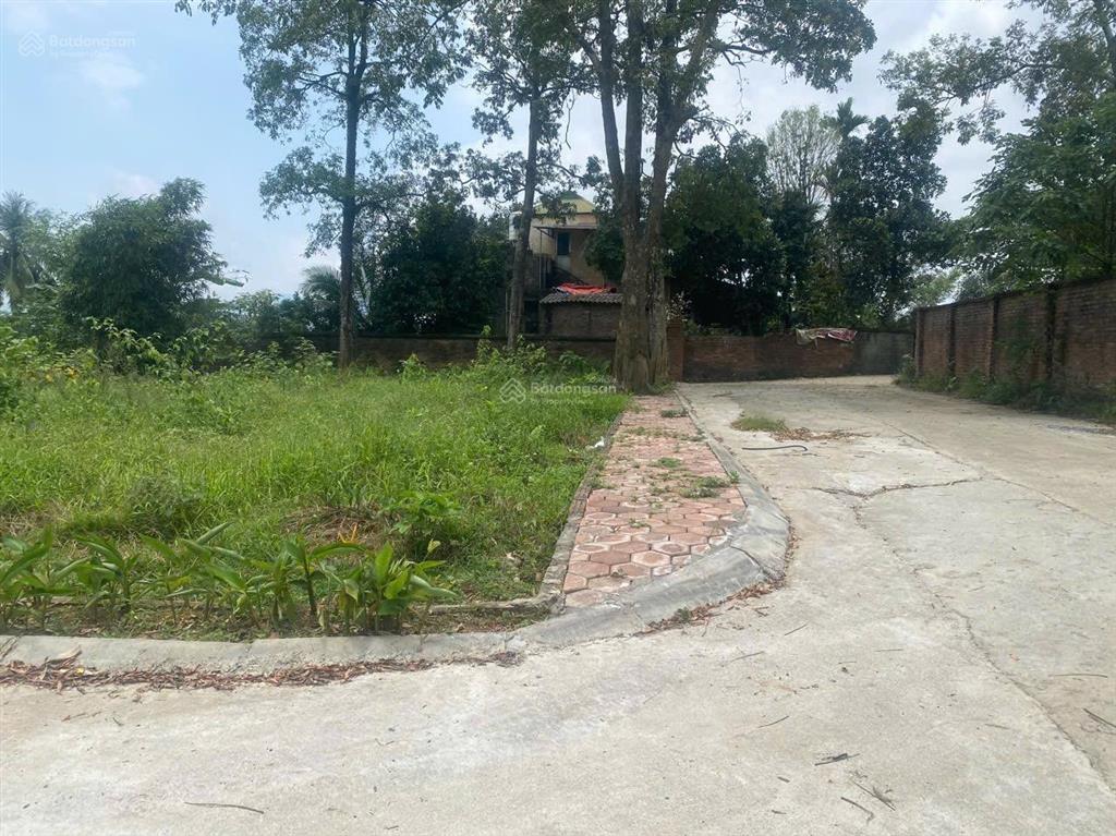 Chính chủ bán lô đất 150m giá chỉ hơn 10tr/m vị trí trung tâm kd, xây nhà trọ, đối diện là khu cn