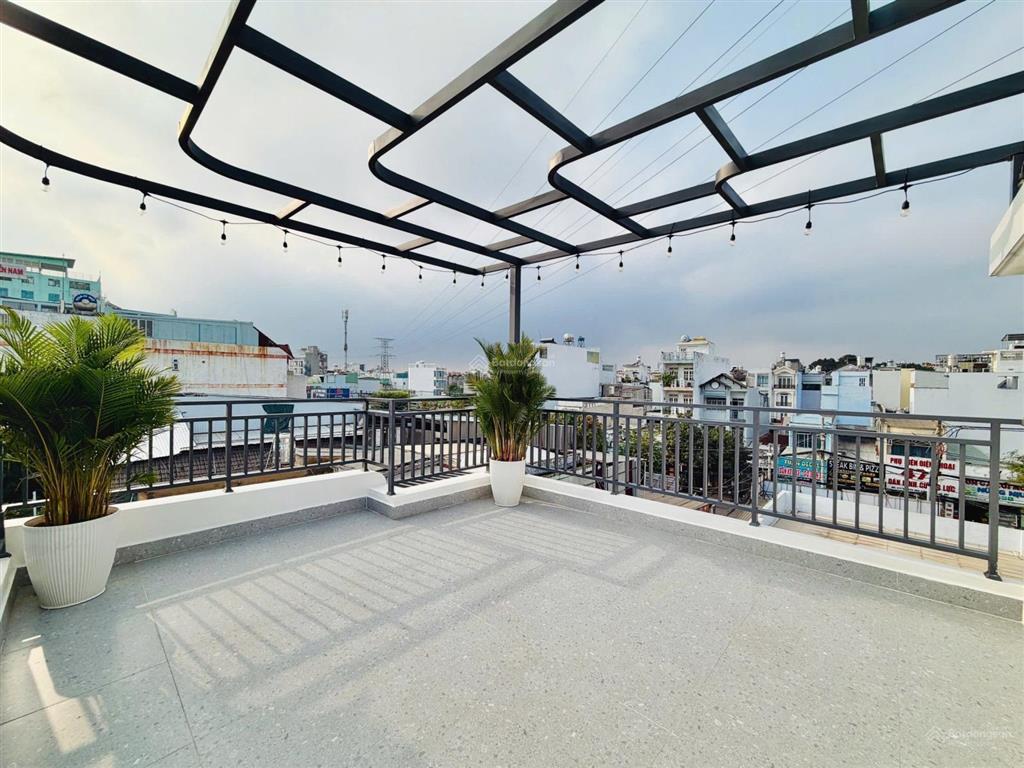 Oh lên sóng em siêu phẩm 5 tầng, hẻm xe hơi thông có phòng master vip