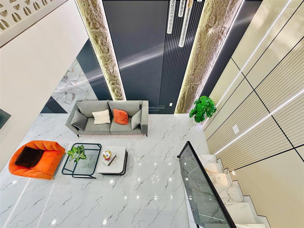 Oh lên sóng em siêu phẩm 5 tầng, hẻm xe hơi thông có phòng master vip