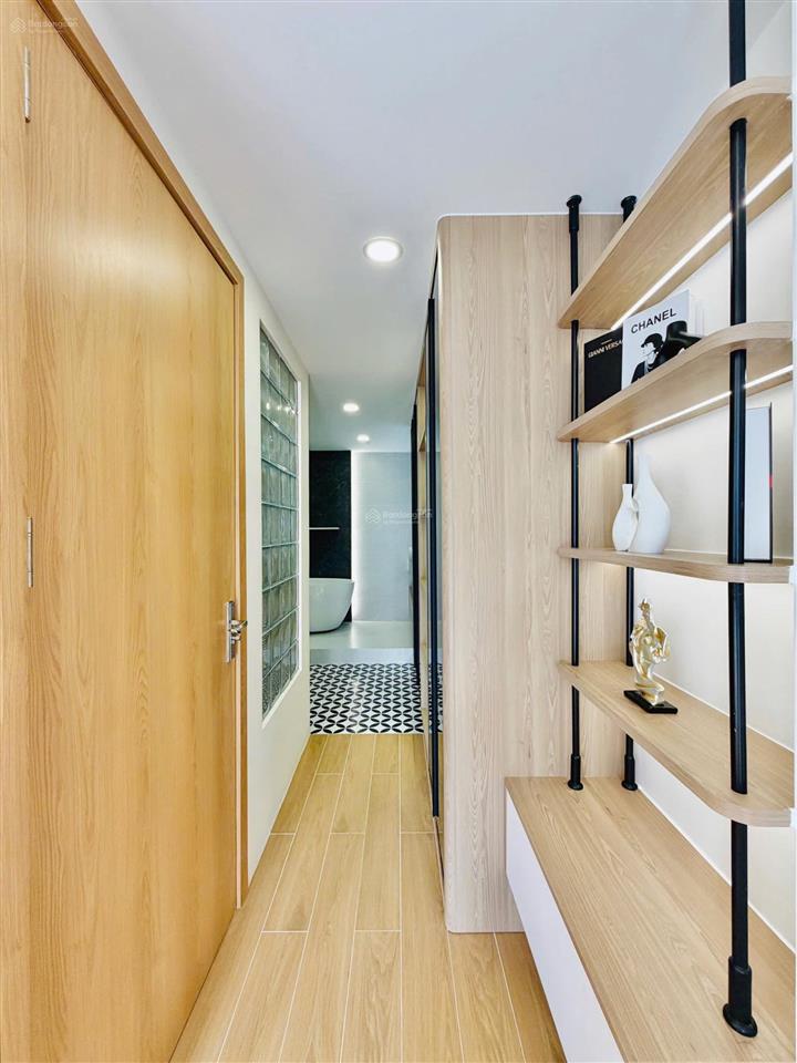 Oh lên sóng em siêu phẩm 5 tầng, hẻm xe hơi thông có phòng master vip