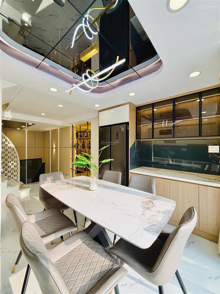 Oh lên sóng em siêu phẩm 5 tầng, hẻm xe hơi thông có phòng master vip