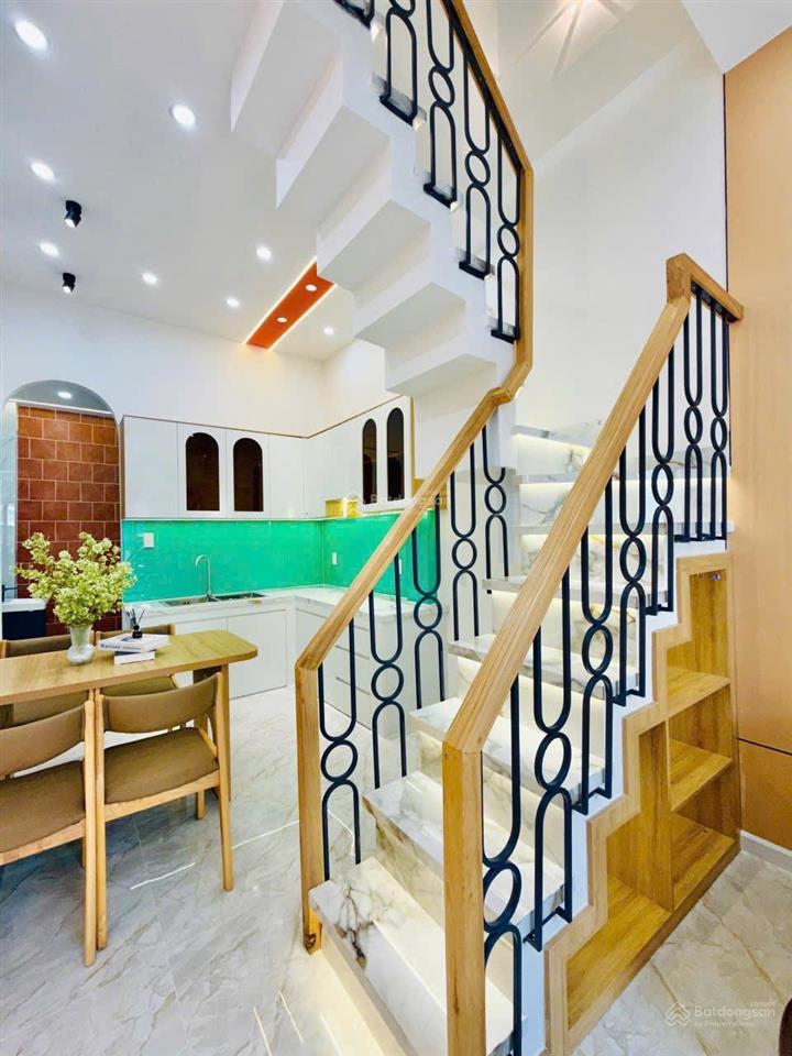 Nhà full công năng, 3 tầng đẹp khu đại học văn lang gần chợ gò vấp