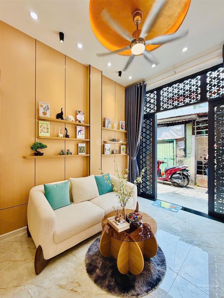 Nhà full công năng, 3 tầng đẹp khu đại học văn lang gần chợ gò vấp