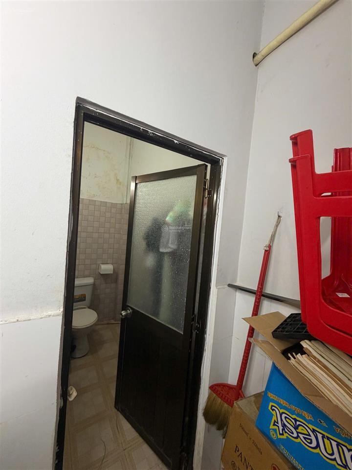 Nhà hẻm xe hơi , 1 căn ra mặt tiền , kinh doanh đa nghành nghề 28,8m2