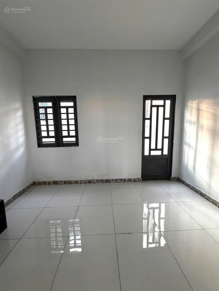 Nhà gần quang trung mặt tiền 6m xe hơi ngủ trong nhà giá 7 tỷ xx. hàng hiếm chợp liền
