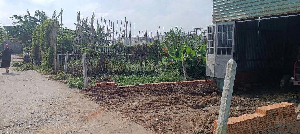 Đất Bình Mỹ, Củ Chi, hẻm ôtô thông, 4x25m xây ở liền.