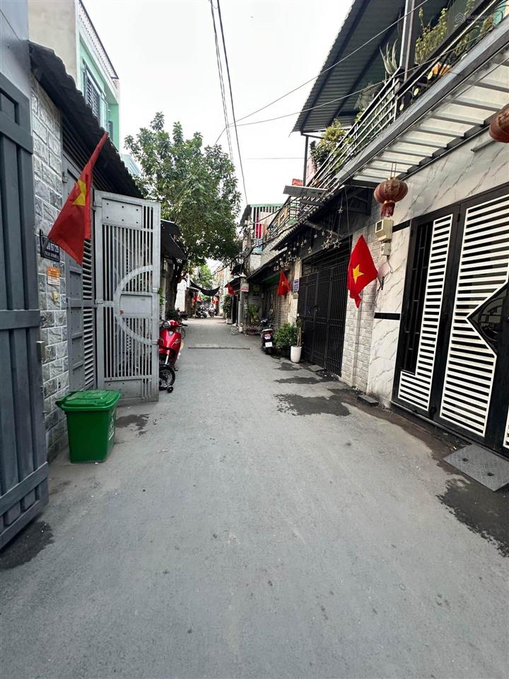 Nhà 3 tầng  hẻm xe hơi đường dương thị mười  quận 12  gần bv trung mỹ tây (bv q12 cũ)  4,88t