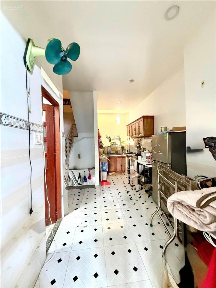 Nhà 3 tầng  hẻm xe hơi đường dương thị mười  quận 12  gần bv trung mỹ tây (bv q12 cũ)  4,88t