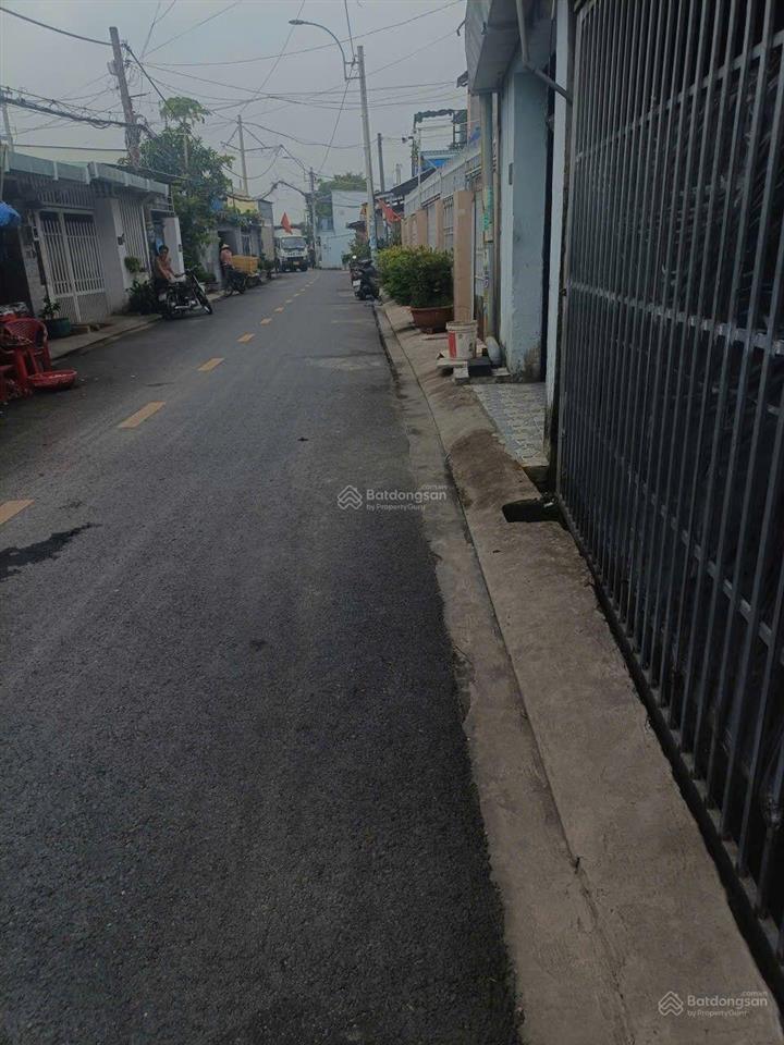 Bán đất 250m2  full thổ cư  mặt đường kinh doanh  dương công khi  hóc môn  7,5t thương lượng