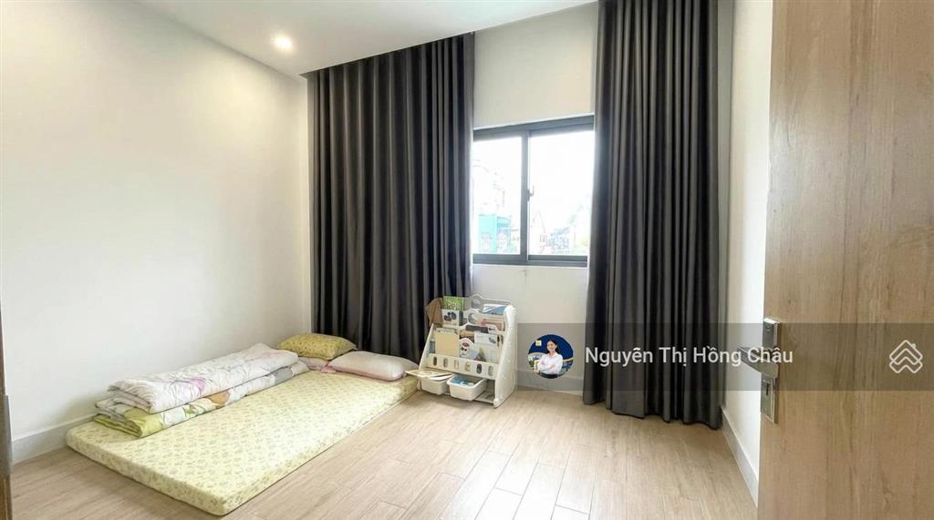 Trường chinh 94m2 btct, ngang 6m, sân rộng để oto, hxh, nhà đẹp sân vườn ngay chợ lạc quang