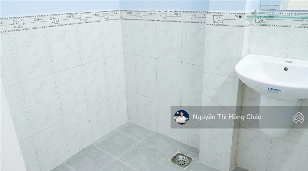 Nhà đẹp 2 tầng btct, hẻm xe hơi khu cao tầng, 50m ra huỳnh thị hai, giá mềm mua ở ngay