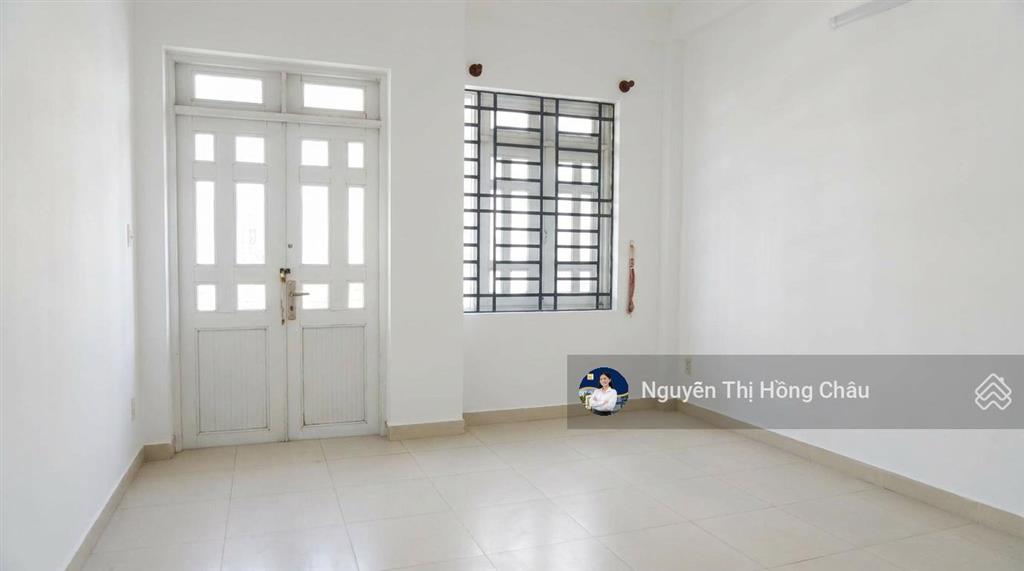 Nhà đẹp 2 tầng btct, hẻm xe hơi khu cao tầng, 50m ra huỳnh thị hai, giá mềm mua ở ngay