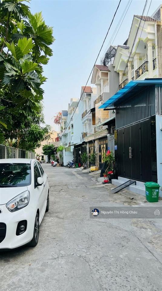 Khu vip huỳnh thị hai 4 tầng btct, 4pn, hẻm 6m, dân trí cao, xe hơi ngủ nhà