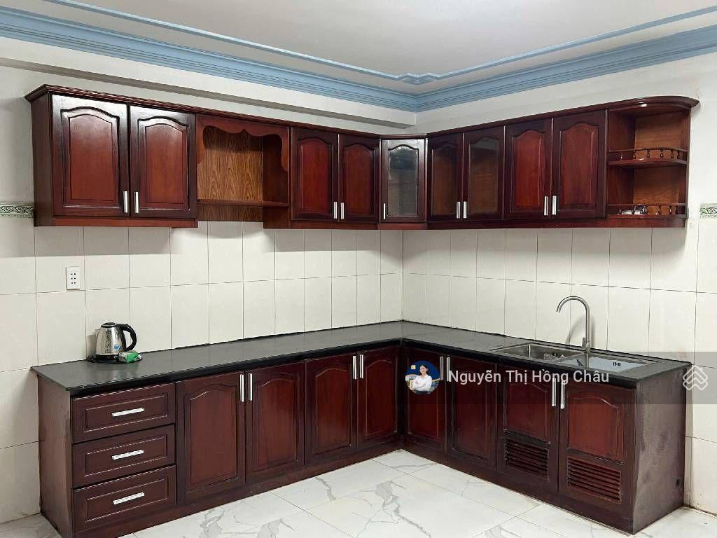 Nhà mới nguyễn ảnh thủ 3 tầng btct, khu dân trí cao, dọn vào ở ngay