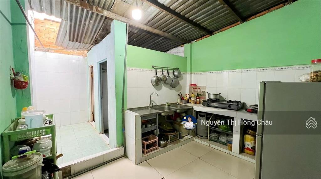 Chủ cần tiền, bán nhà trường chinh 65m2, 2pn, nhỉnh 2 tỷ, khu cao tầng, ngã 4 an sương