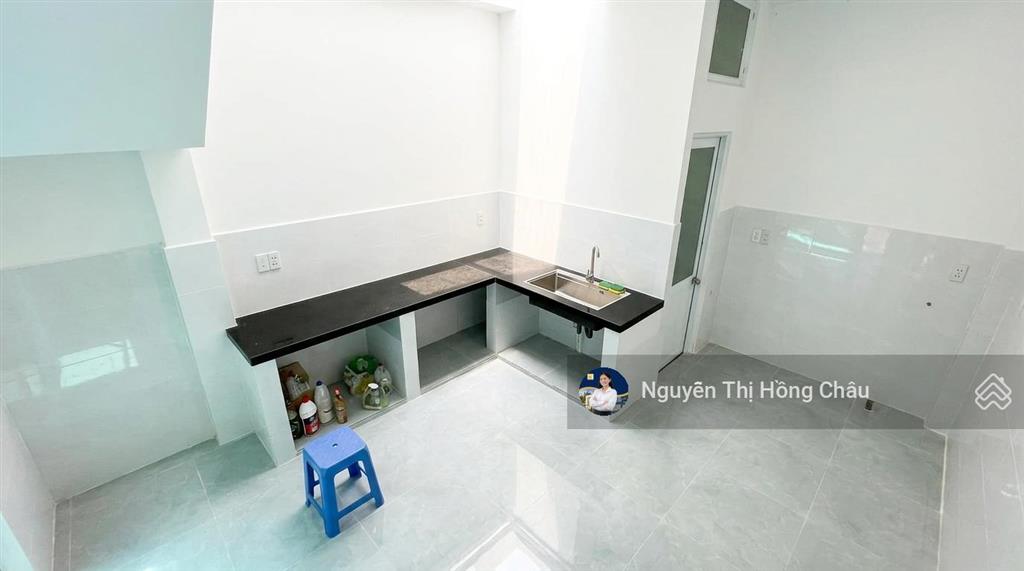 Bán nhà đông bắc 54m2, 2 tầng, 2pn, nhỉnh 4 tỷ, 1 trục 20m ra mặt tiền, hẻm 5m đẹp, shr