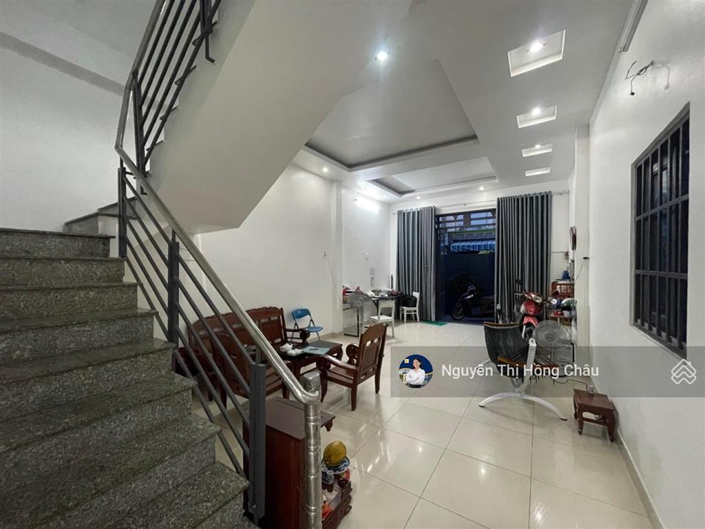 Bán nhà gần đông bắc q12 100m2, 2 tầng, 3pn, shr, nhỉnh 4 tỷ, nội thất đẹp ở ngay