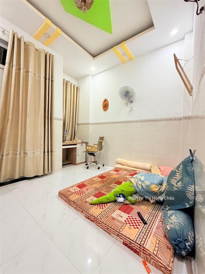 Bán nhà nguyễn văn quá 4x17m, 3 tầng, 4pn, hẻm 5m thông 1 trục ra mt, shr, chủ nhiệt bán, cực hiếm