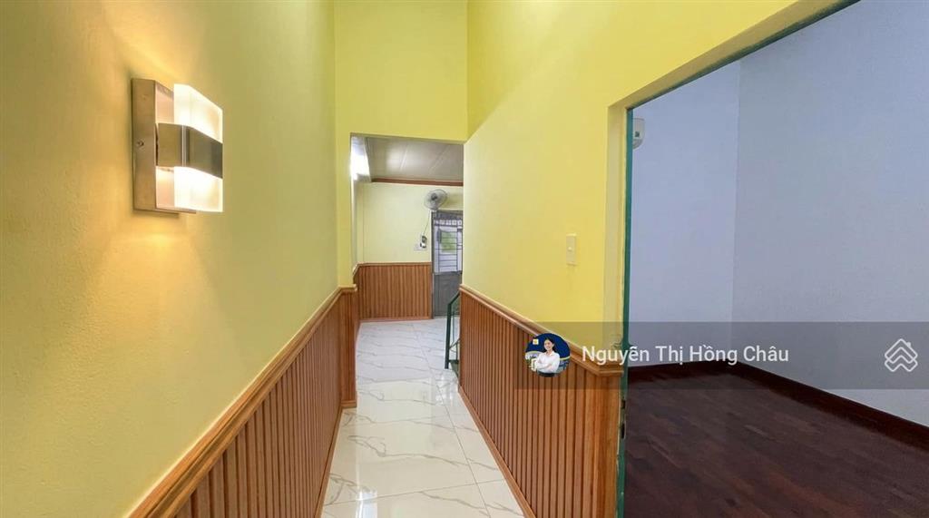 Bán nhà gần lâm thị hố 52m2, 2 tầng, 2pn, hẻm 4m thông, shr, chủ hỗ trợ khách vay nh, nhỉnh 4 tỷ