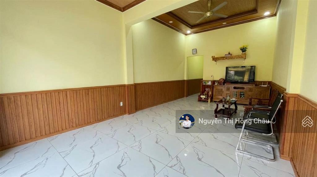 Bán nhà gần lâm thị hố 52m2, 2 tầng, 2pn, hẻm 4m thông, shr, chủ hỗ trợ khách vay nh, nhỉnh 4 tỷ