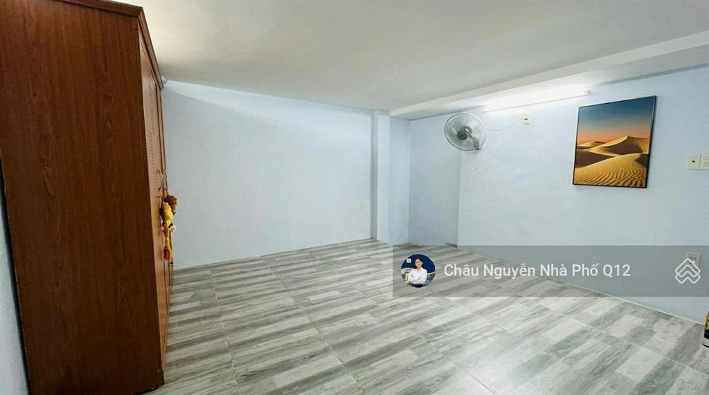 Bán nhà mt quốc lộ 1a, 5x20, nhỉnh 2 tỷ, 3pn, 2 tầng, shr, 1 bước qua gò vấp, ngay mega hiệp phú