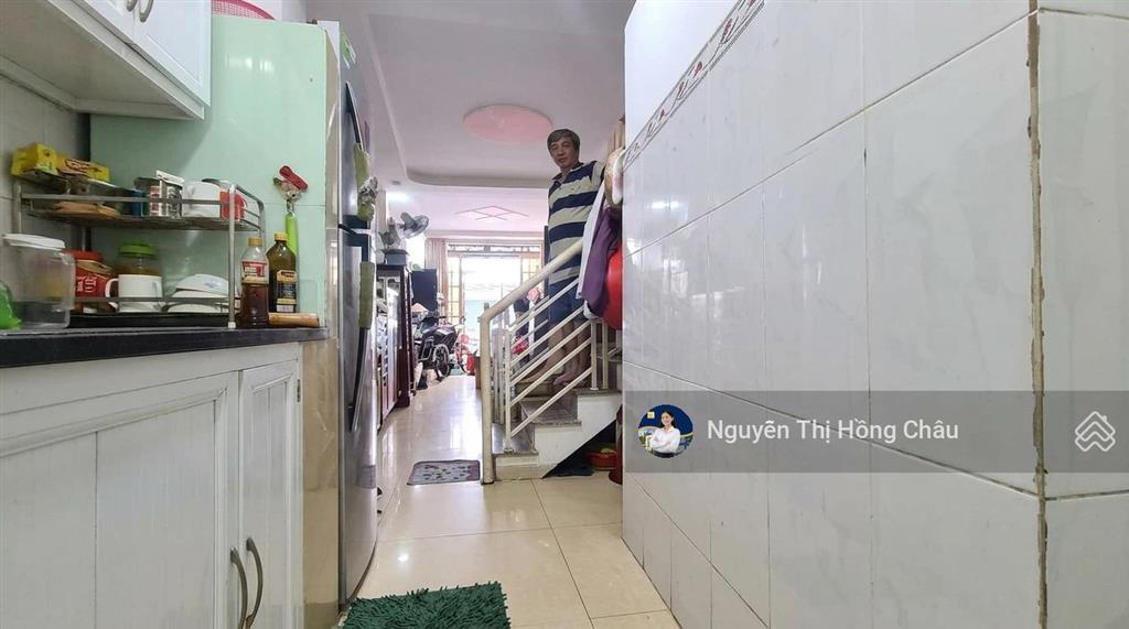 Bán nhà mtkd gần hà đặc, 2pn, chủ giảm 100tr, nhỉnh 3 tỷ, shr, đang ở và kd, 3p ra nguyễn ảnh thủ